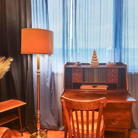The Artist Nest ~ Retro Chic Jewel @ Top Spot Daire *